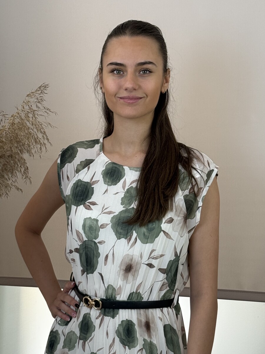 Plisszírozott mintás maxi ruha - khaki - Kép 10