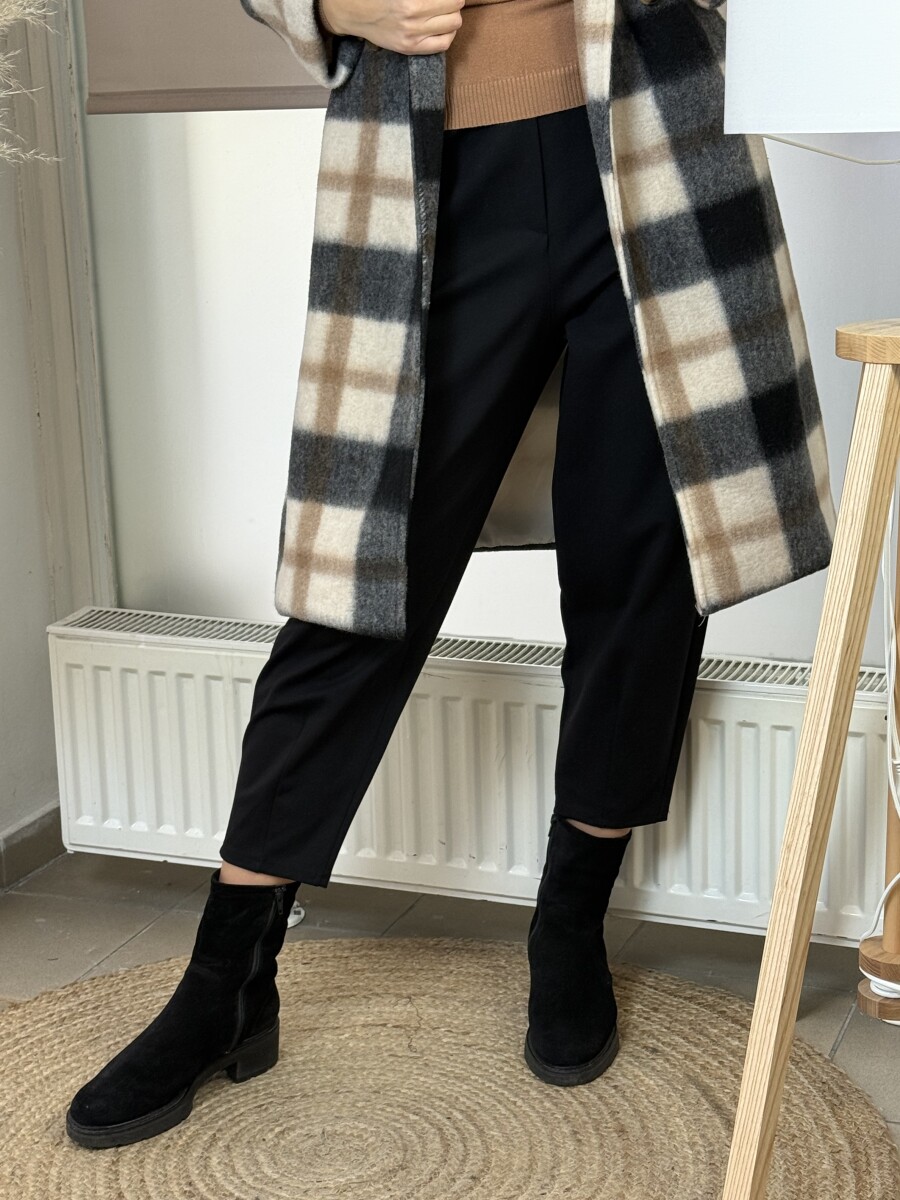 Zsebes mom fit nadrág - fekete - Kép 11