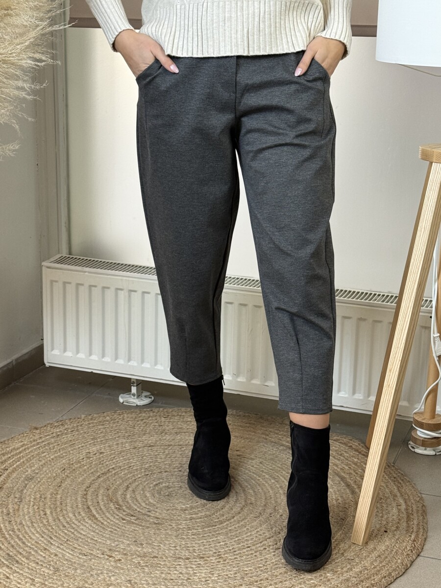 Zsebes mom fit nadrág - szürke - Kép 7