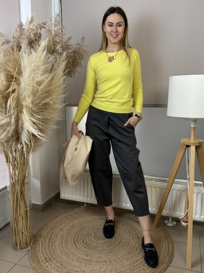 Zsebes mom fit nadrág - szürke - Kép 3