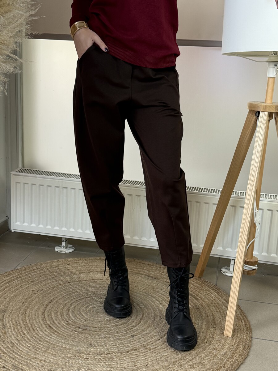 Zsebes mom fit nadrág - csokibarna - Kép 9