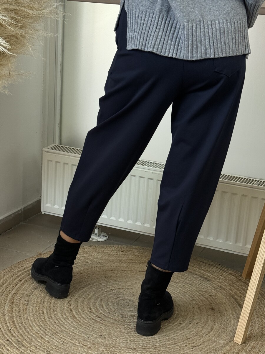 Zsebes mom fit nadrág - sötétkék - Kép 15