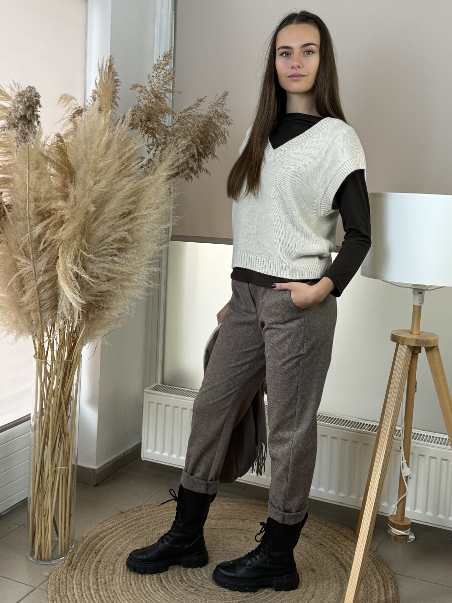 V nyakú mellény - bézs - Kép 4