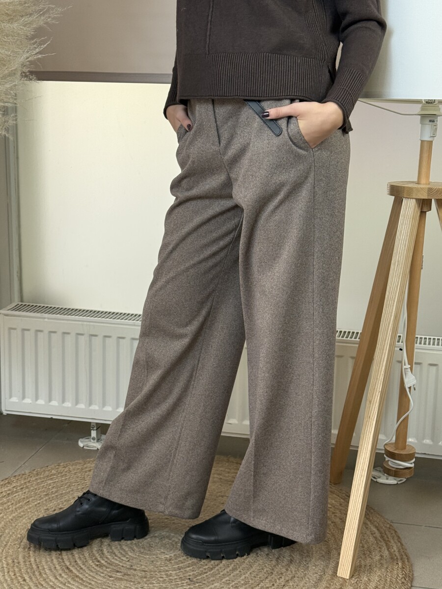 Öves bőszárú szövet nadrág - barna - Kép 10