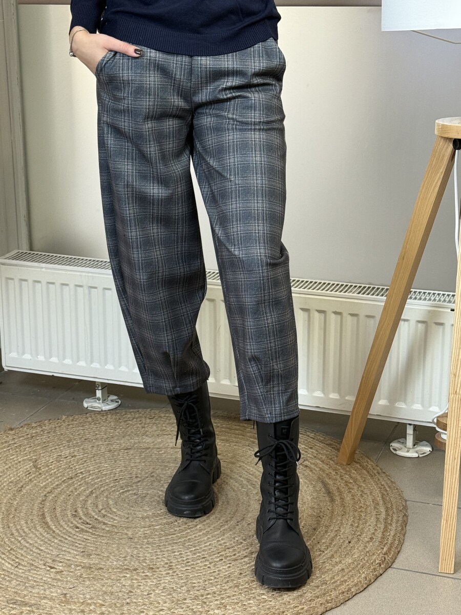 Kockás mom fit nadrág - szürke - Kép 8