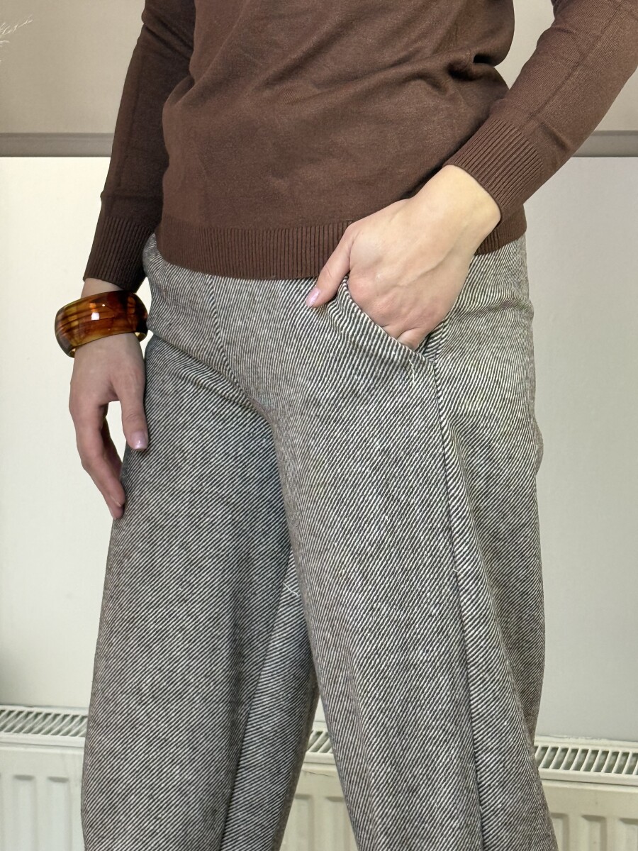 Mom fit szövetnadrág - camel - Kép 7