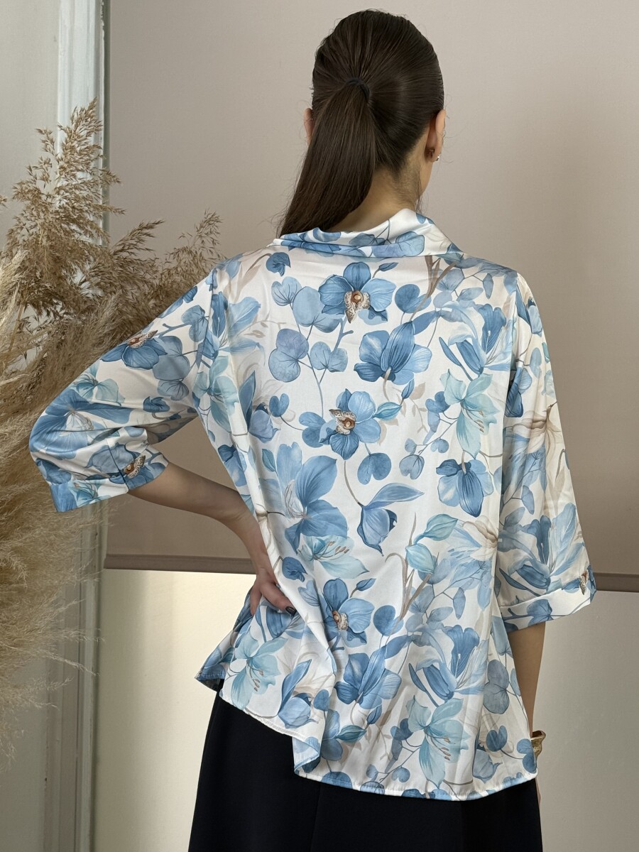 Szatén hatású mintás blúz - világoskék - Kép 13