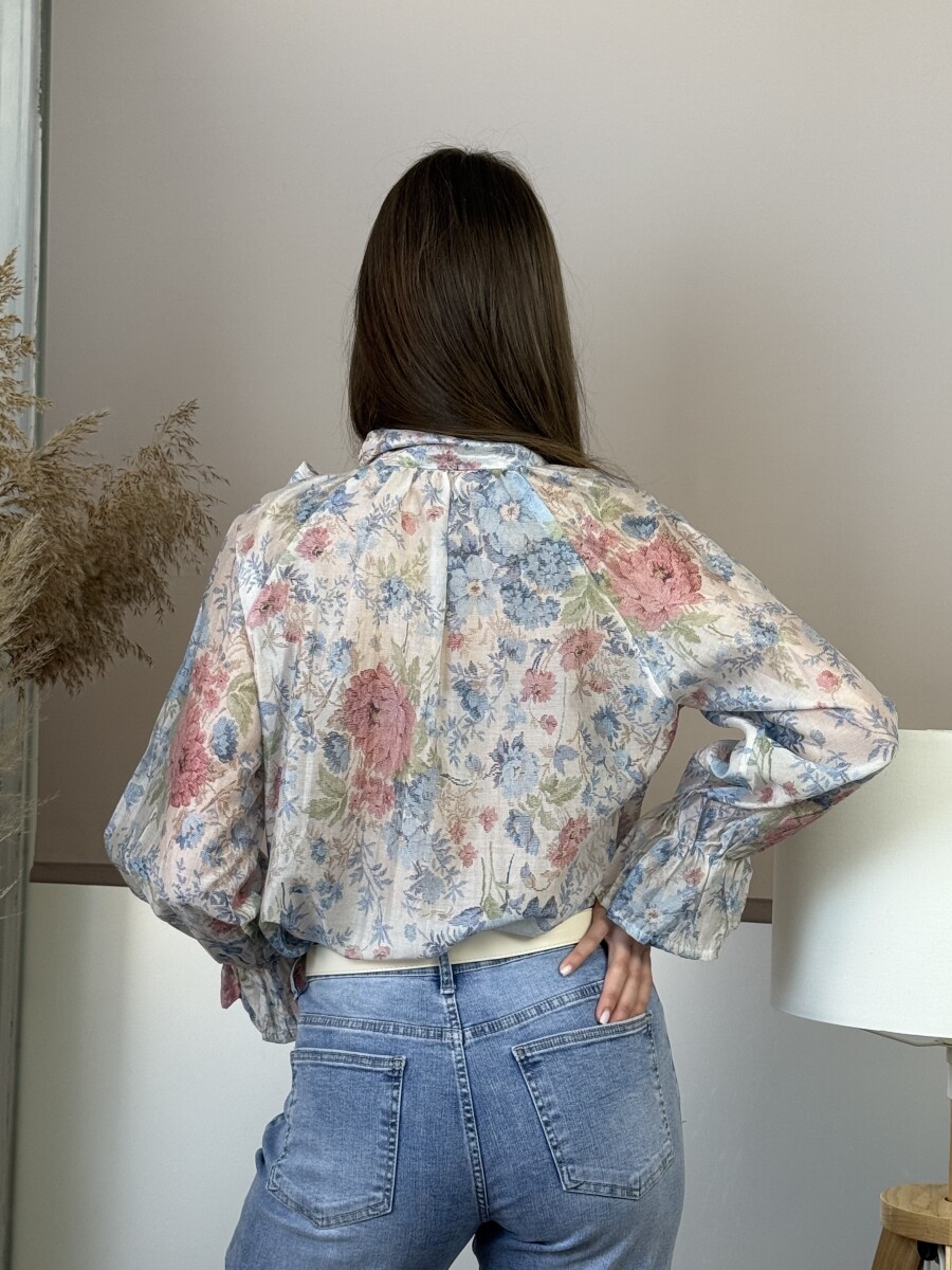 Virágos blúz masnival - világoskék - Kép 15