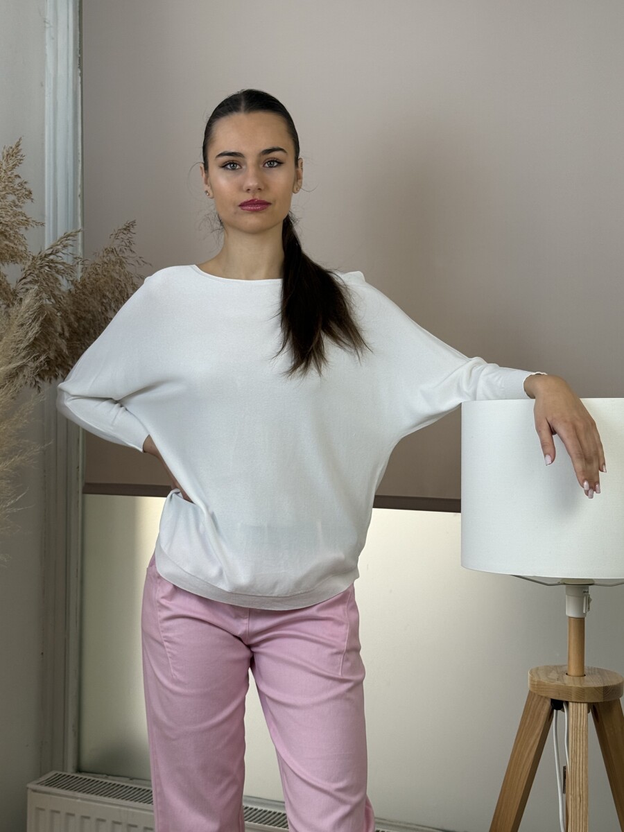 Vékony kötött pulóver