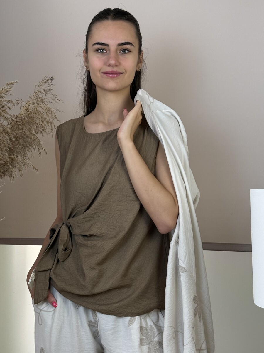 Ujjatlan kötős blúz - karamell - Kép 14