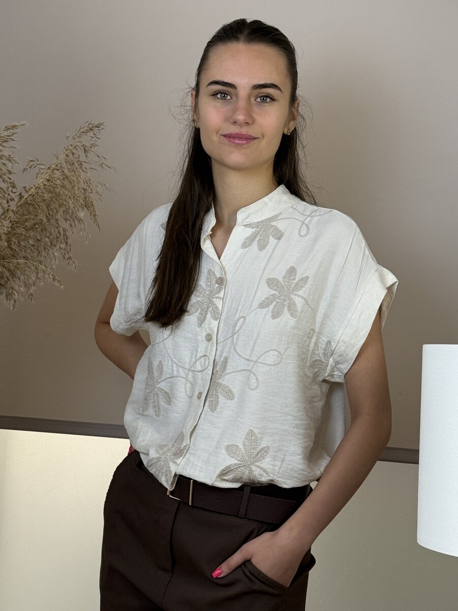 Blúz horgolt mintával