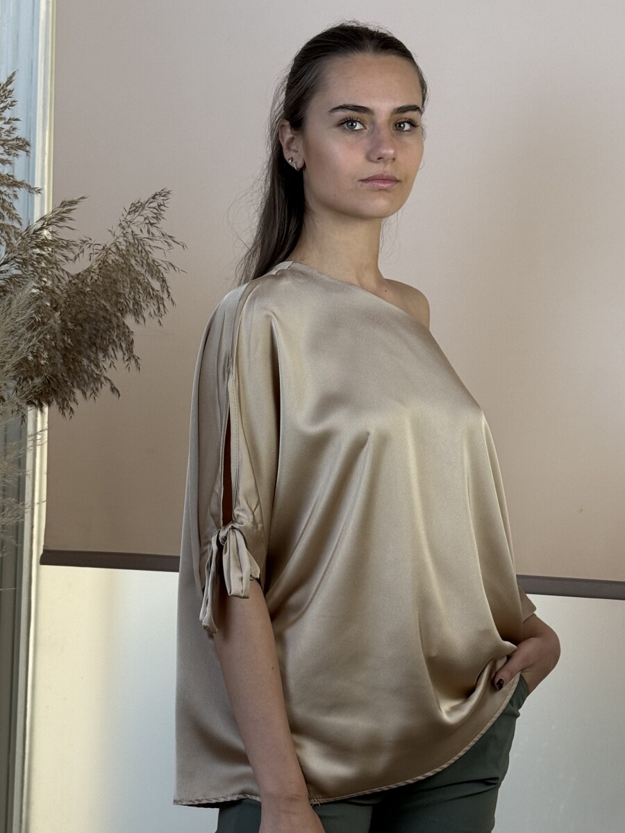 T ujjas szatén hatású blúz - camel - Kép 5