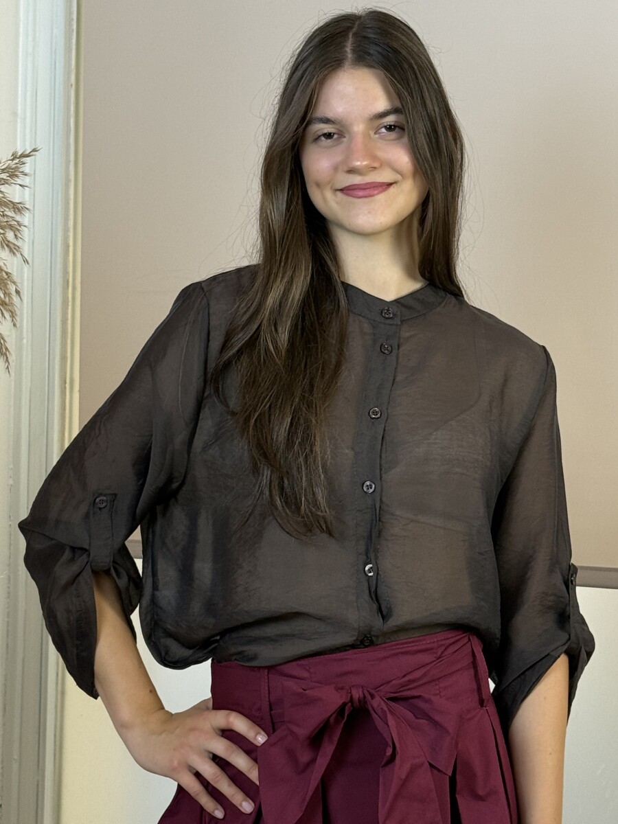 Állónyakú blúz