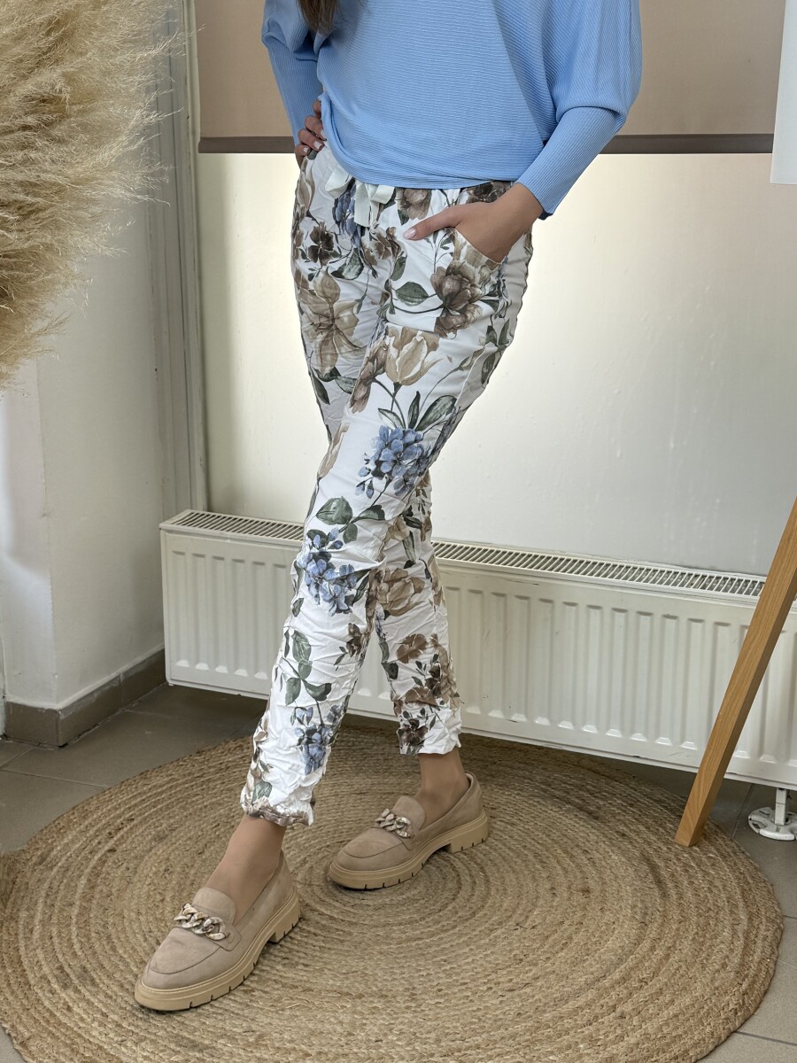 Virágos győrt nadrág - fehér - Kép 2