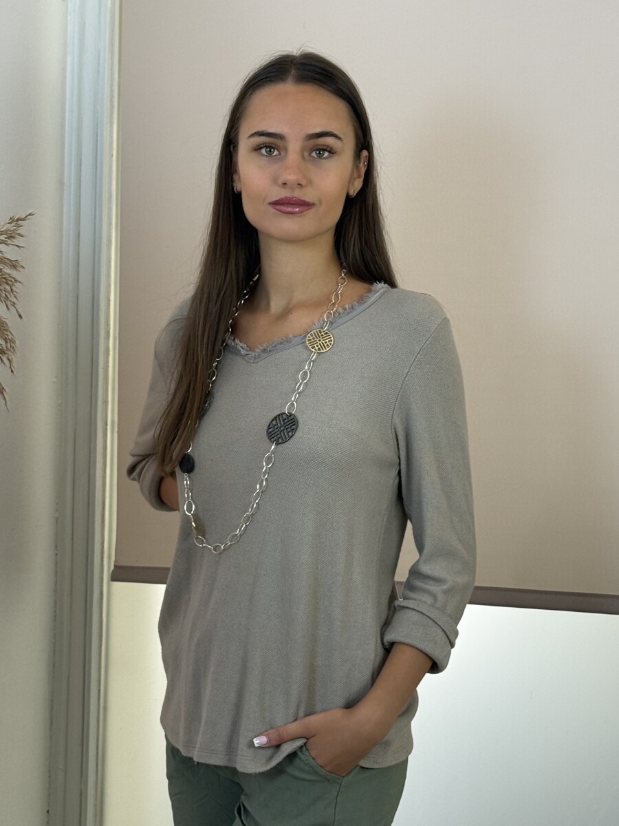 Arany,ezüst, lávaköves medálos nyaklánc - arany - Kép 2