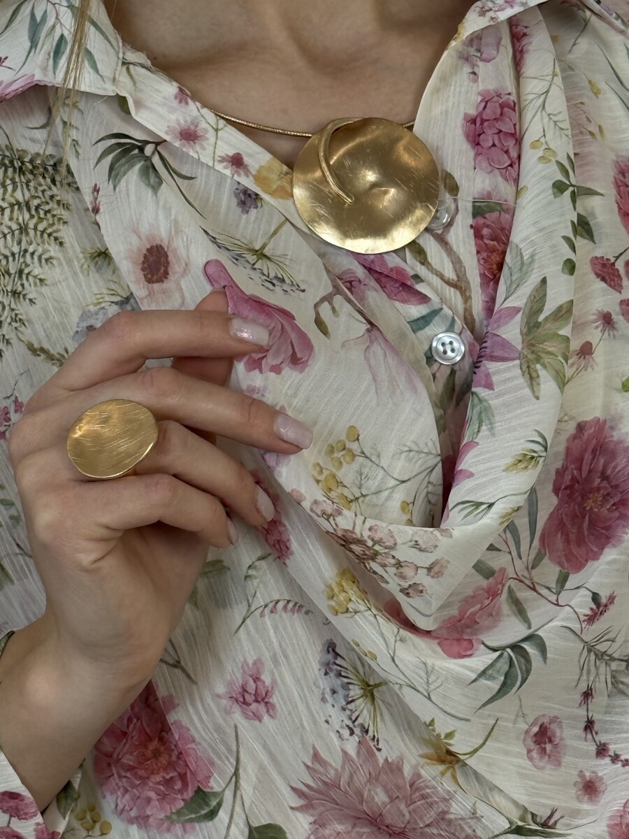 Karcolt körmedálos nyaklánc - arany - Kép 5