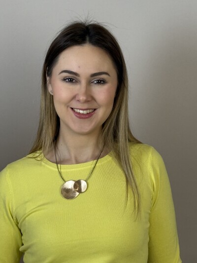 Karcolt duplakörmedálos nyaklánc - arany - Kép 6