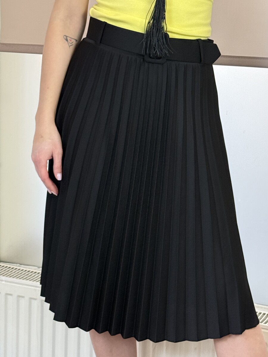 Plisszírozott szoknya övvel - fekete - Kép 9