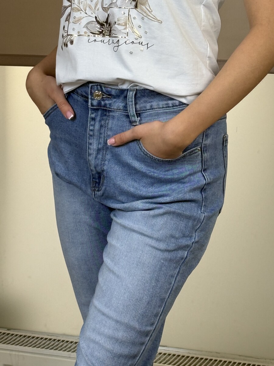 Mom fit farmernadrág - világos farmerkék - Kép 5