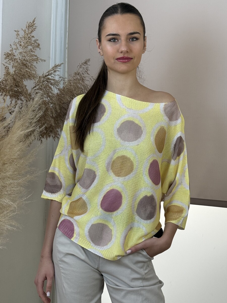 T ujjú vékony kötött mintás felső