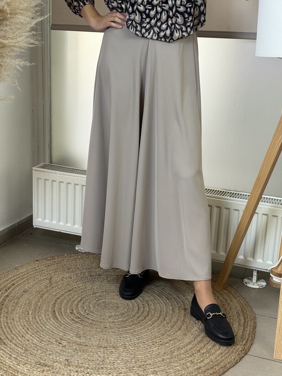 Gumisderekú nadrágszoknya - homok - Kép 8