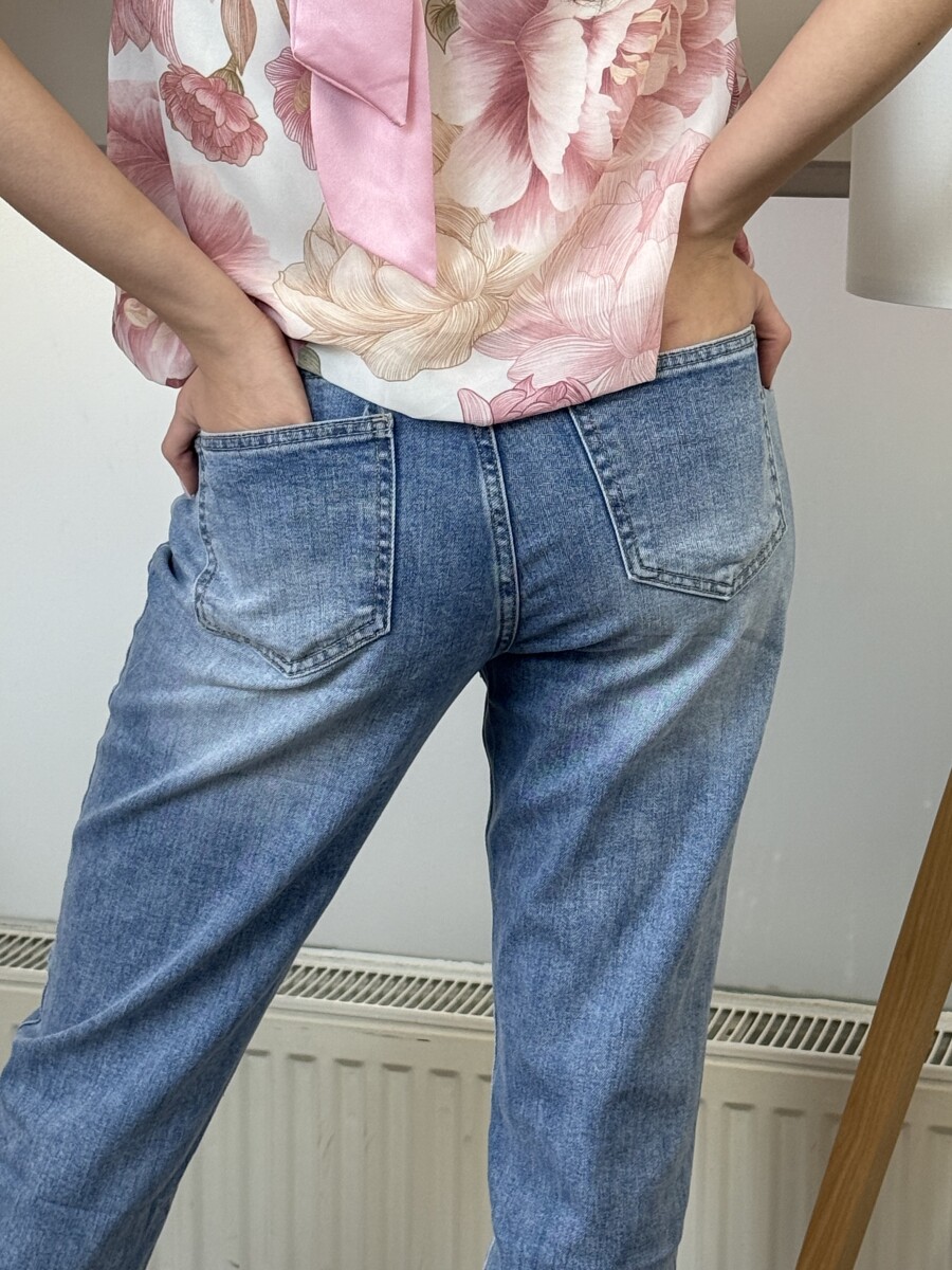 Mom fit farmernadrág - világoskék - Kép 22