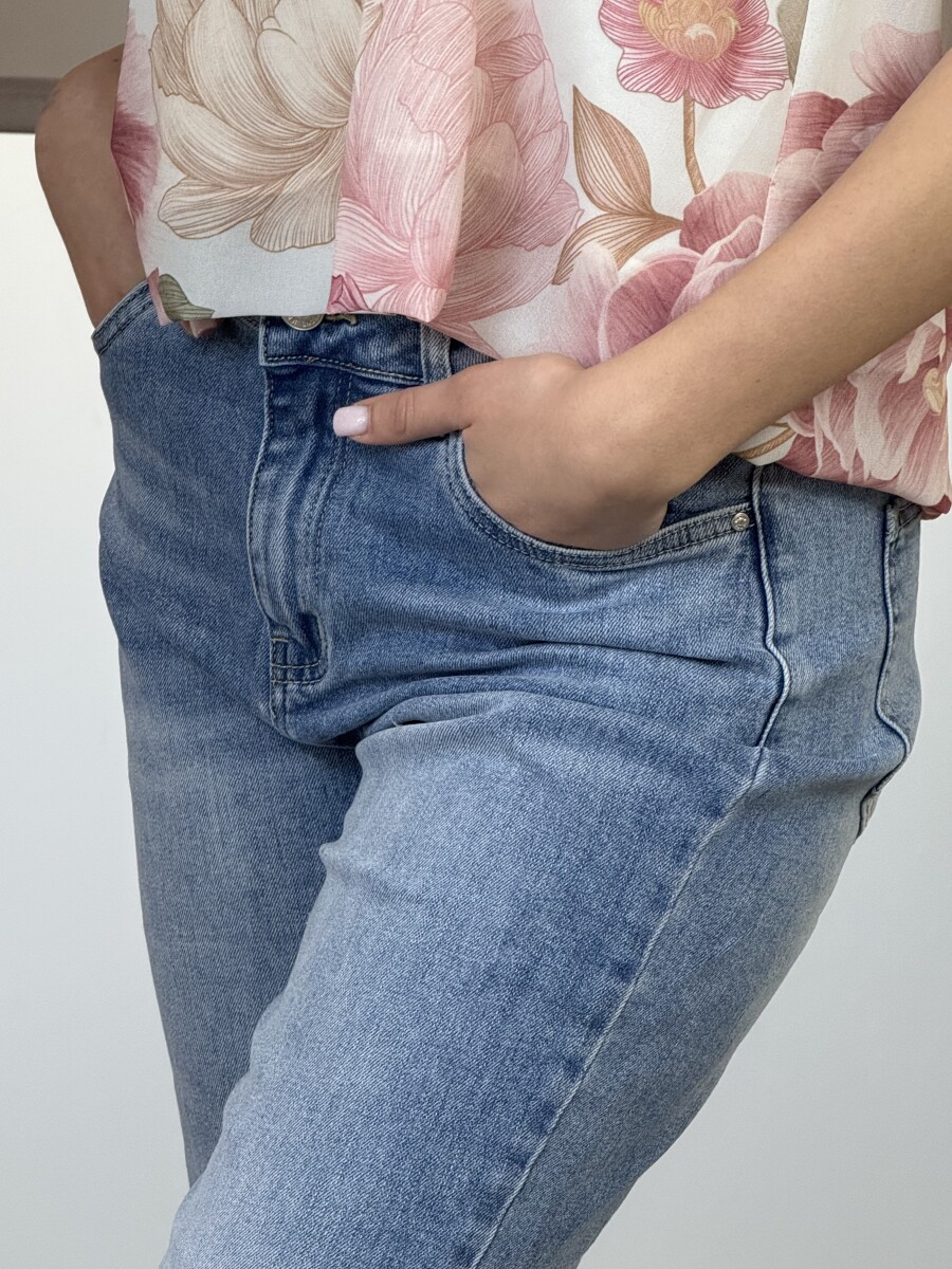 Mom fit farmernadrág - világoskék - Kép 6