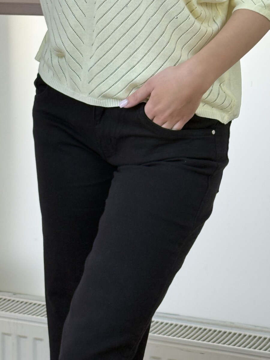 Egyenes szárú színes farmernadrág - fekete - Kép 15