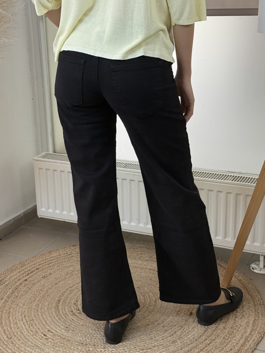 Egyenes szárú színes farmernadrág - fekete - Kép 14