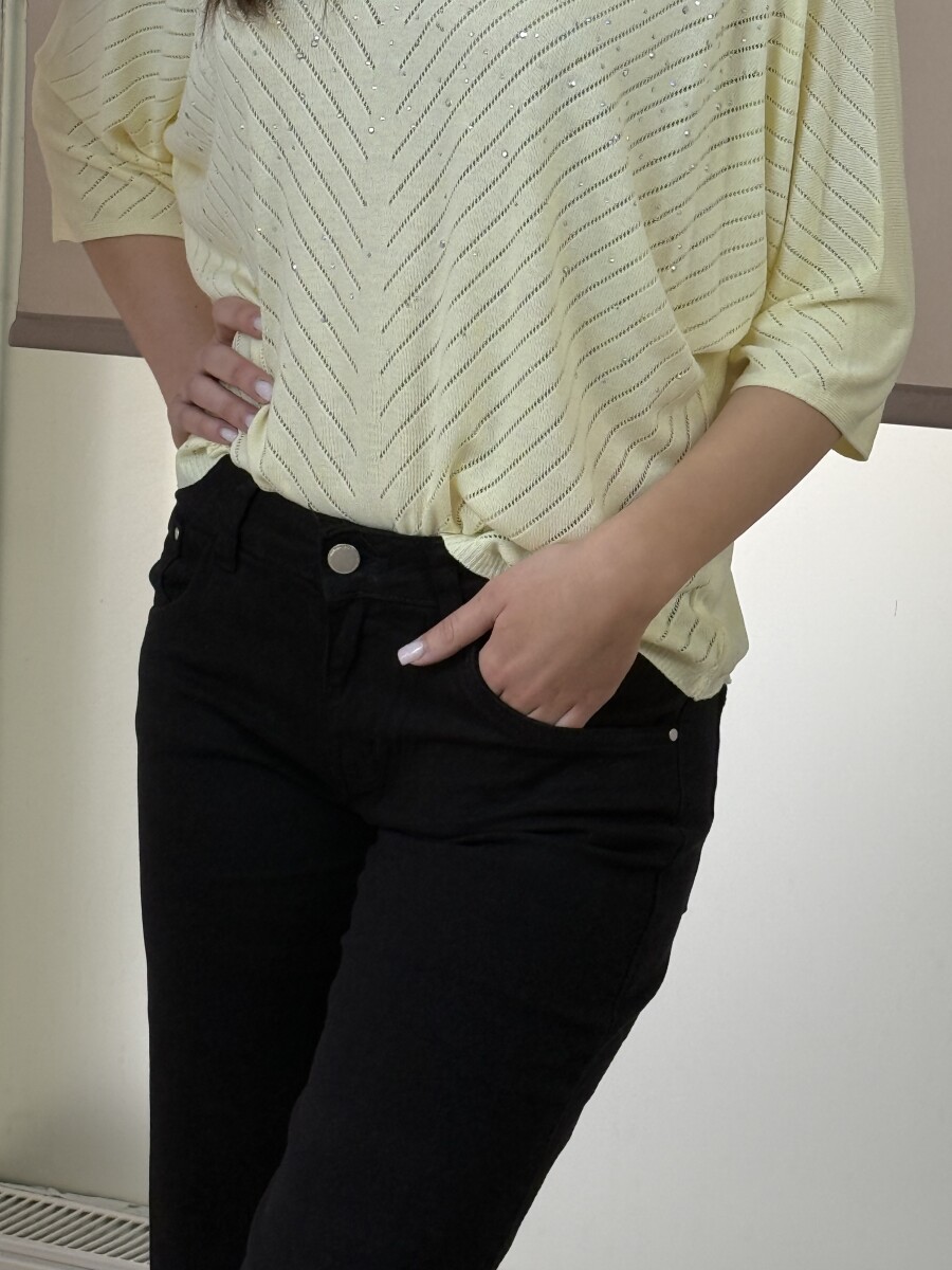 Egyenes szárú színes farmernadrág - fekete - Kép 5