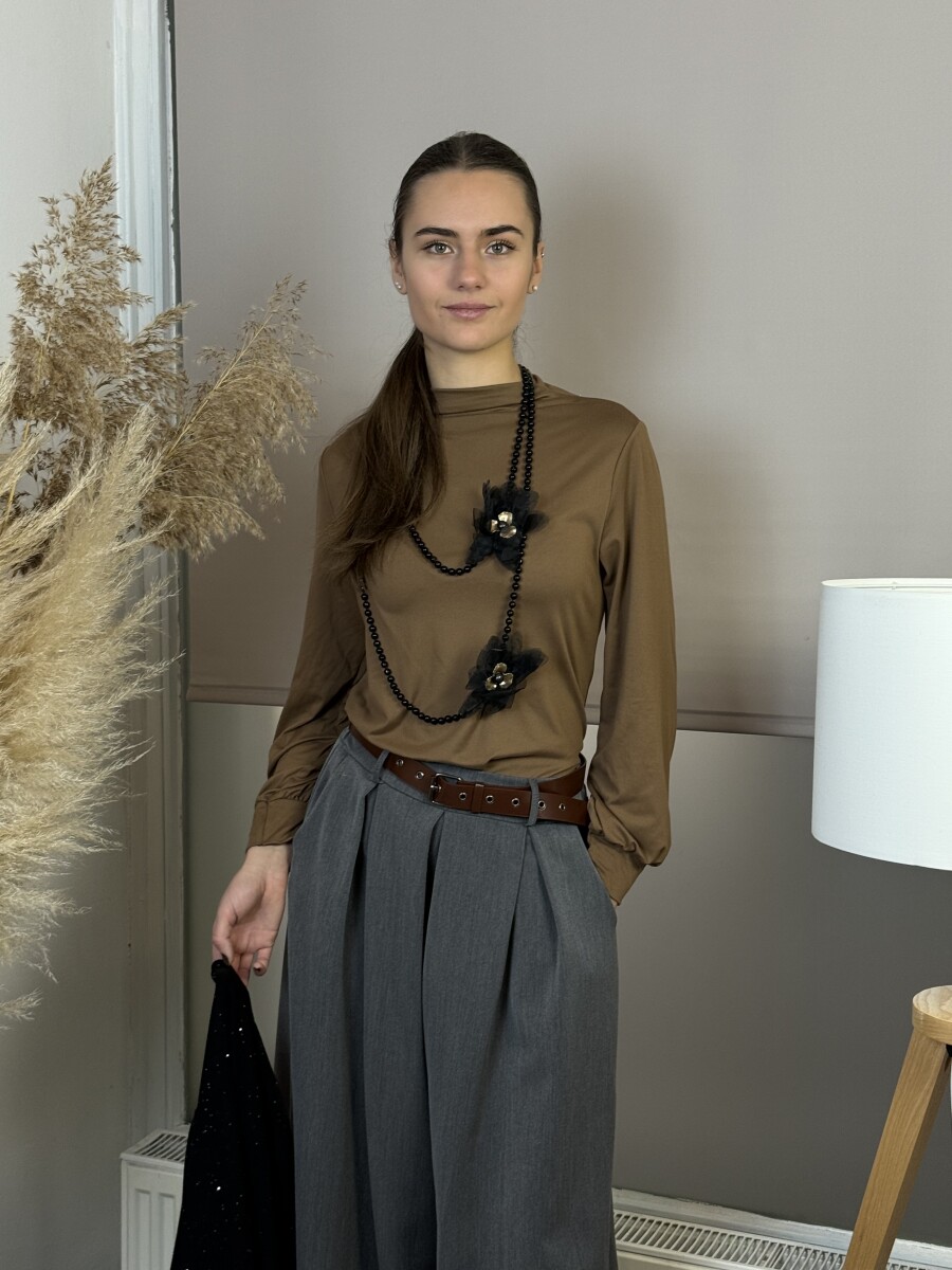 Virágos gyöngyös nyaklánc - fekete - Kép 9