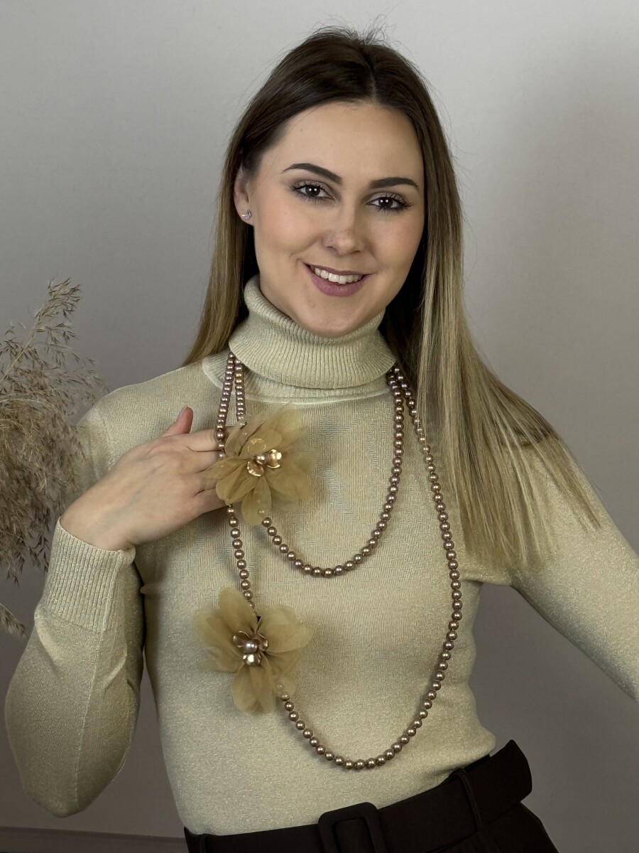 Virágos gyöngyös nyaklánc