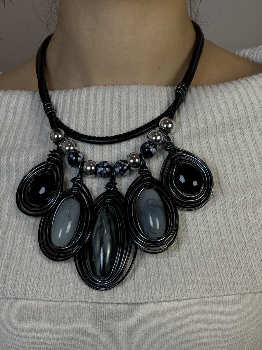 Csepp medálos nyakék - fekete - Kép 7