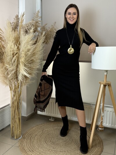 Garbós sliccelt maxiruha - fekete