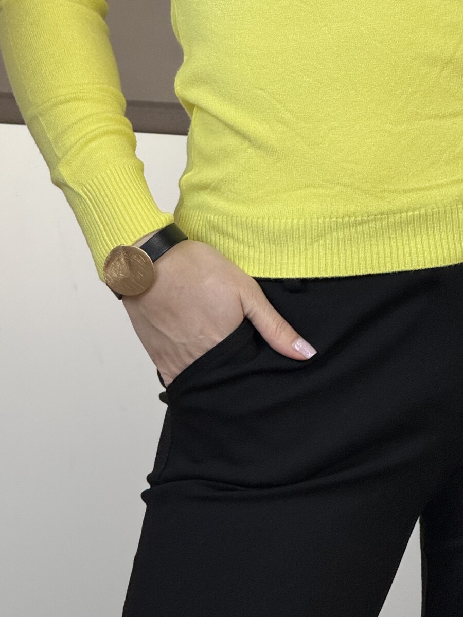 Passzés V nyakkivágású pulóver - sárga - Kép 14