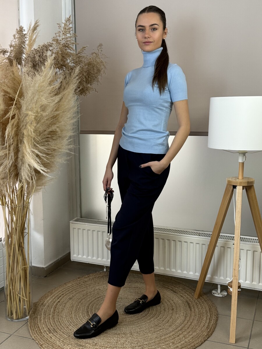 Passzés rövid ujjú garbó - világoskék - Kép 9