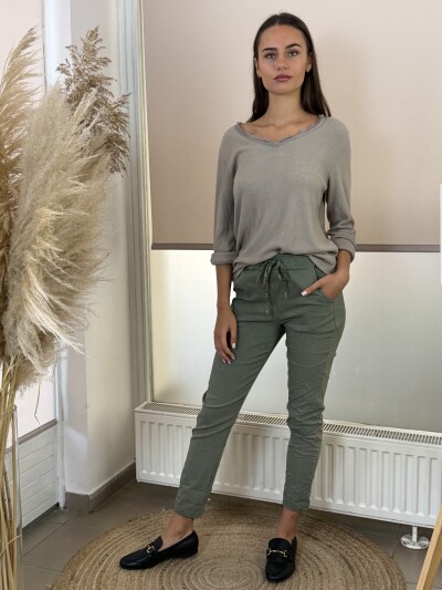 Kötős gyűrt hatású nadrág - khaki