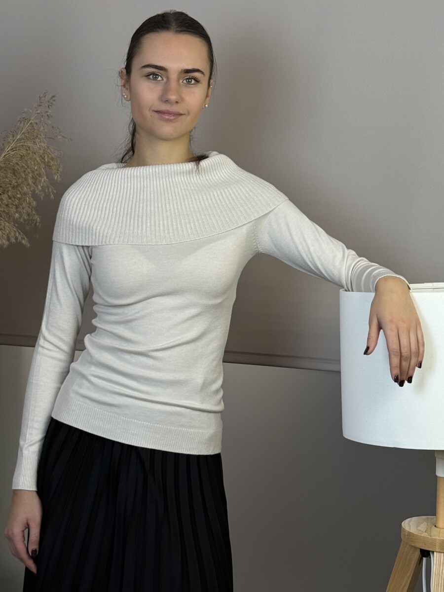 Vékony kötött kámzsás pulóver