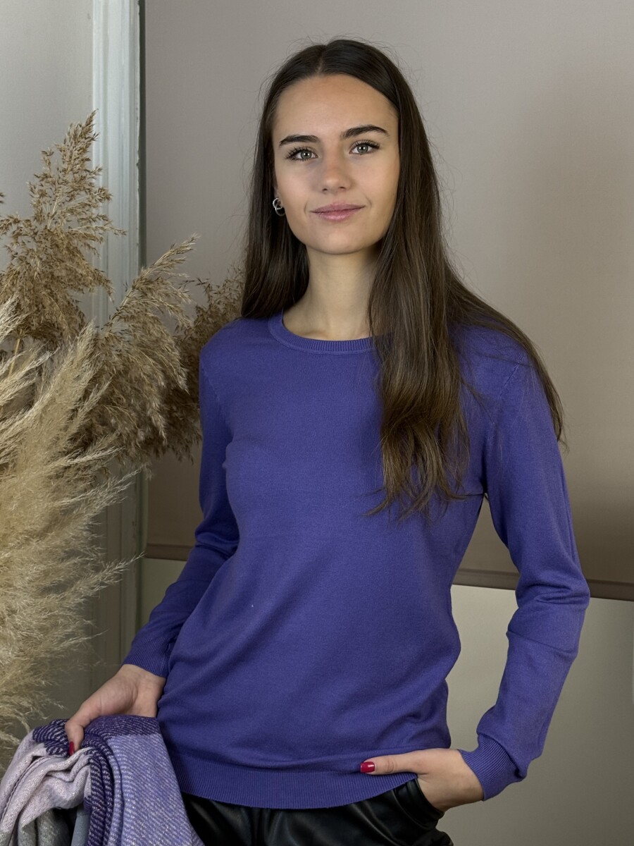 Passzés kereknyakú lezser pulóver