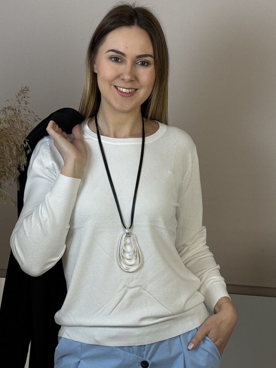 Passzés kereknyakú lezser pulóver - fehér - Kép 10