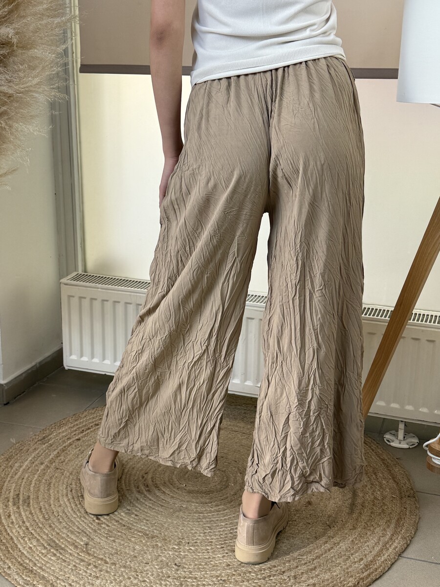 Öves bőszárú gyűrt nadrág - camel - Kép 6