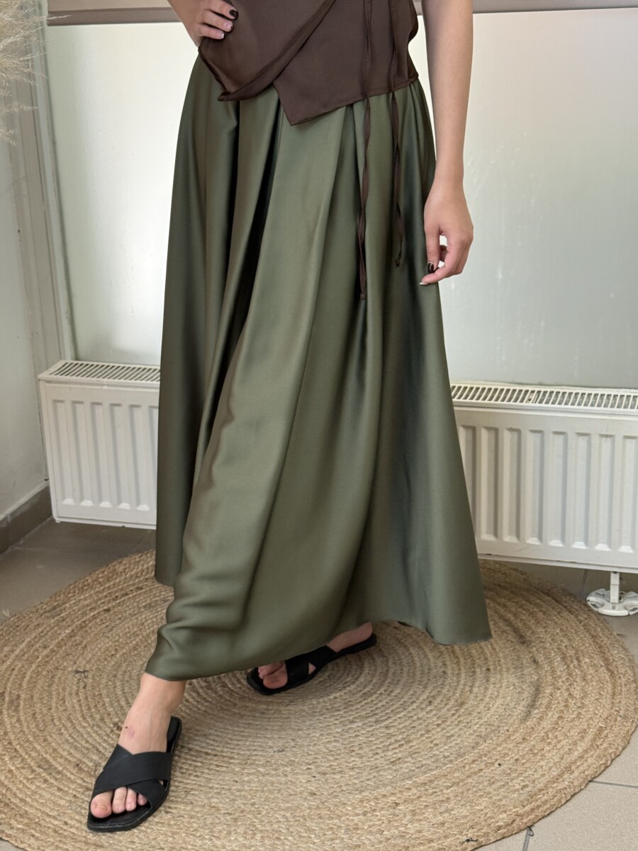 Szatén hatású maxi szoknya - khaki - Kép 3