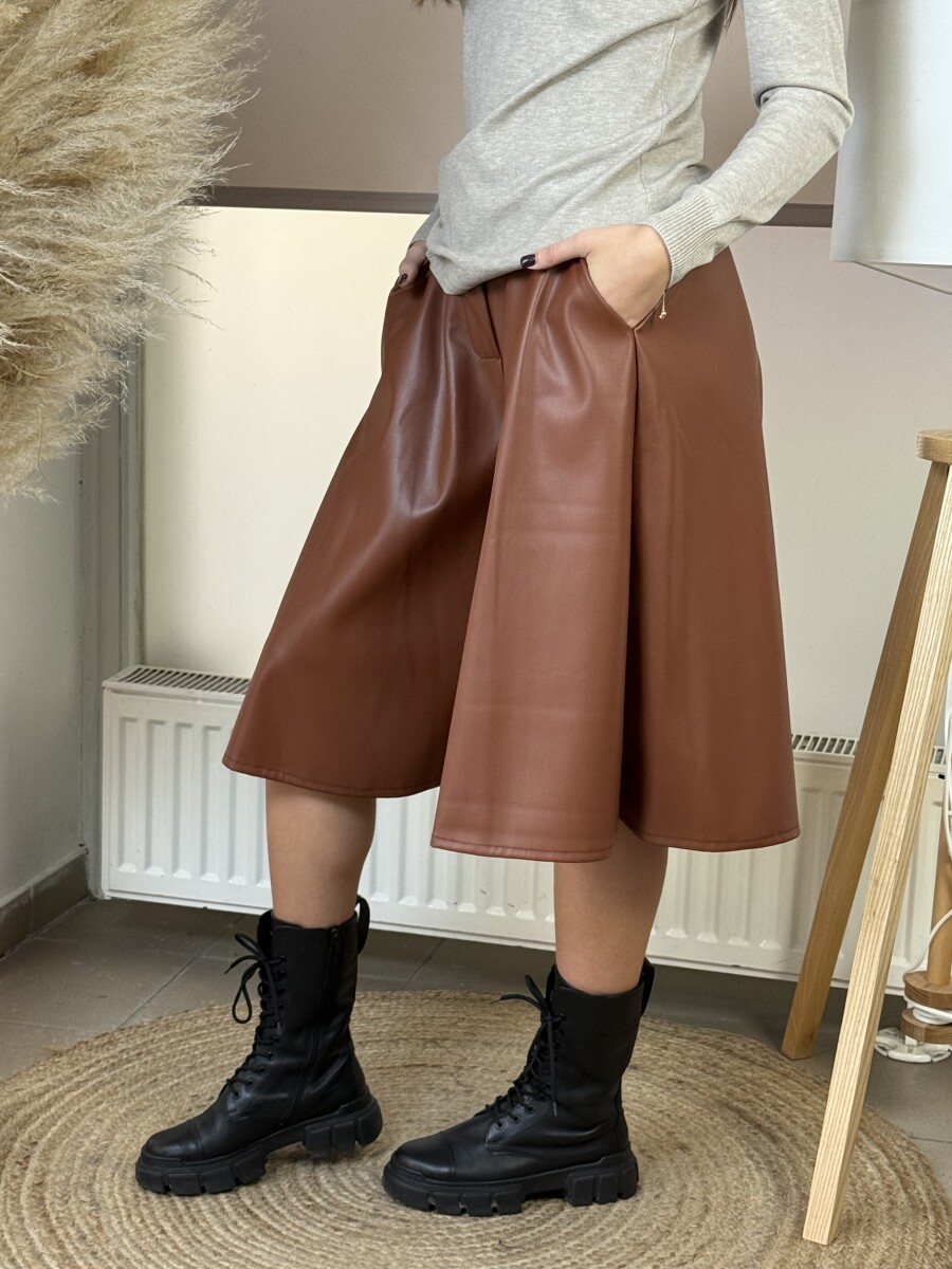 Műbőr nadrágszoknya - csau - Kép 4