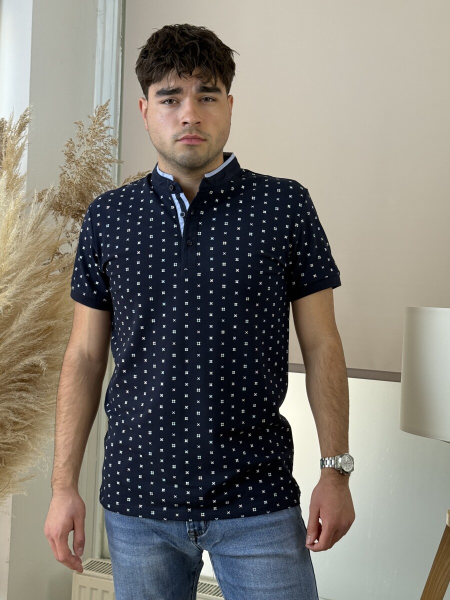 Álló galléros mintás póló - sötétkék - Kép 5