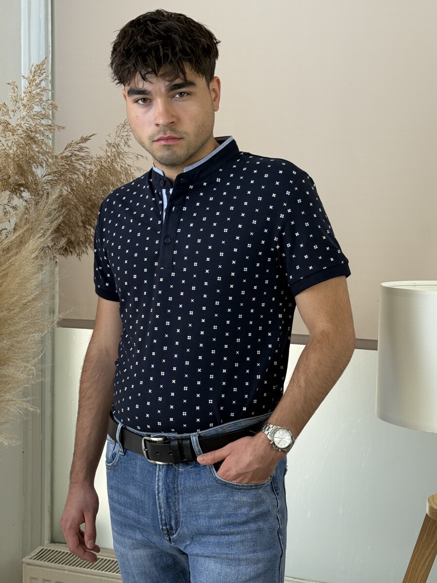 Álló galléros mintás póló - sötétkék - Kép 7