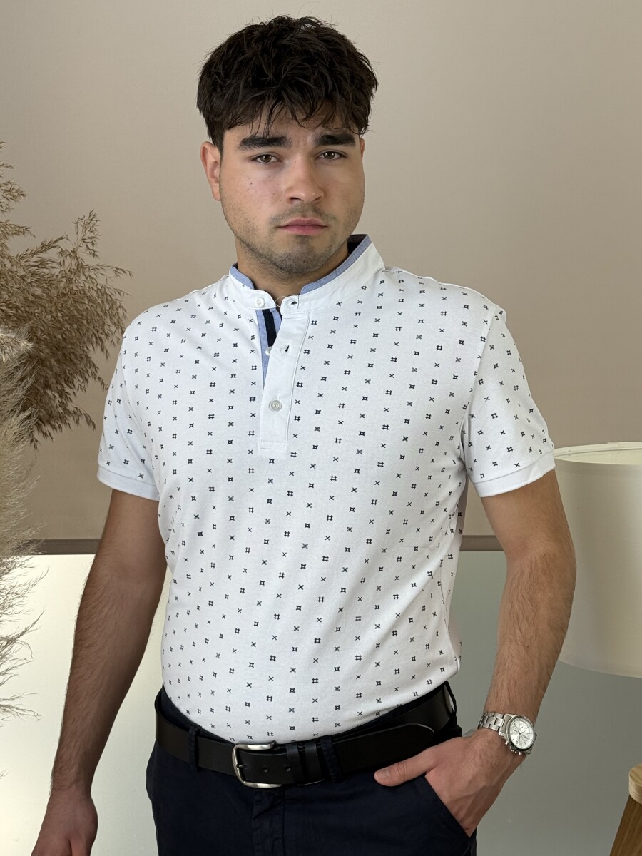 Álló galléros mintás póló - fehér - Kép 12