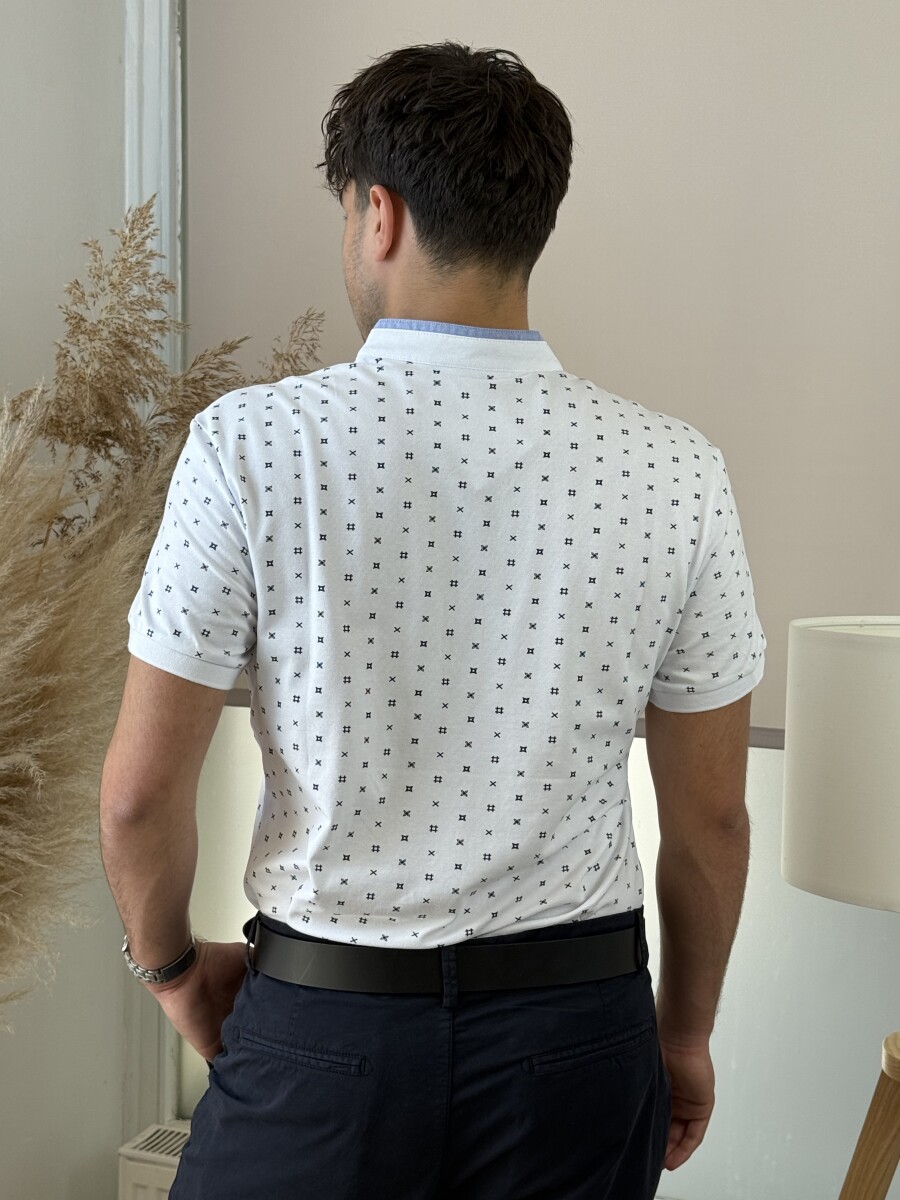 Álló galléros mintás póló - fehér - Kép 10