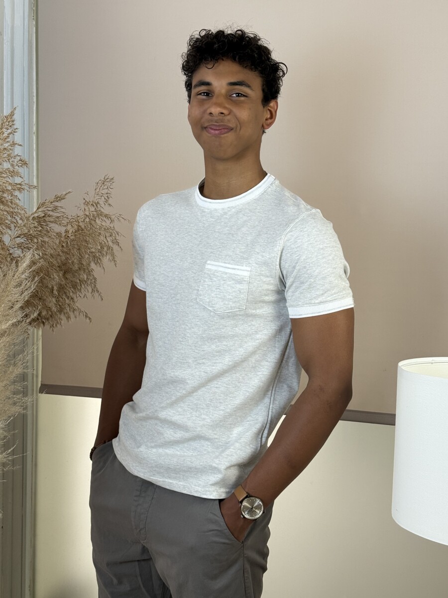 Kereknyakú zsebes póló - szürke - Kép 2