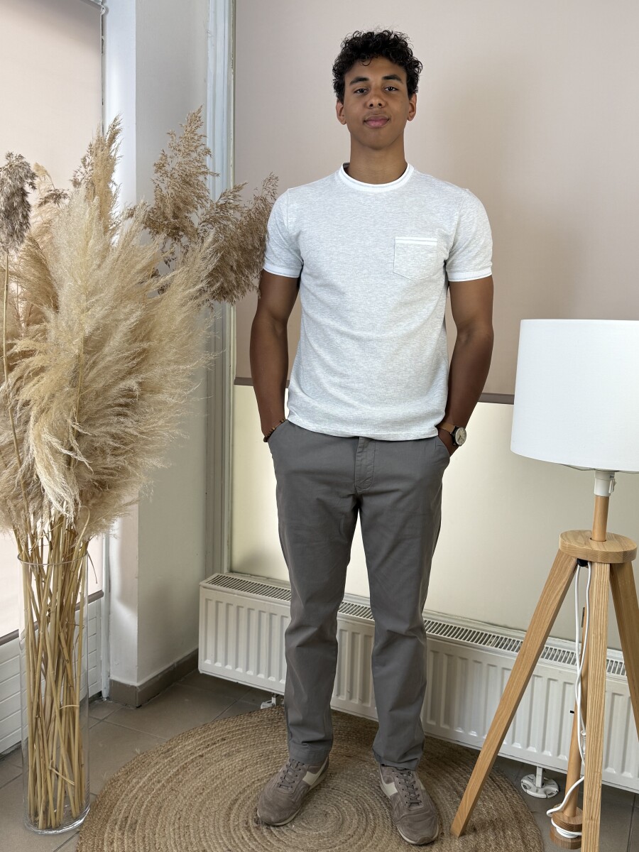 Kereknyakú zsebes póló - szürke - Kép 4