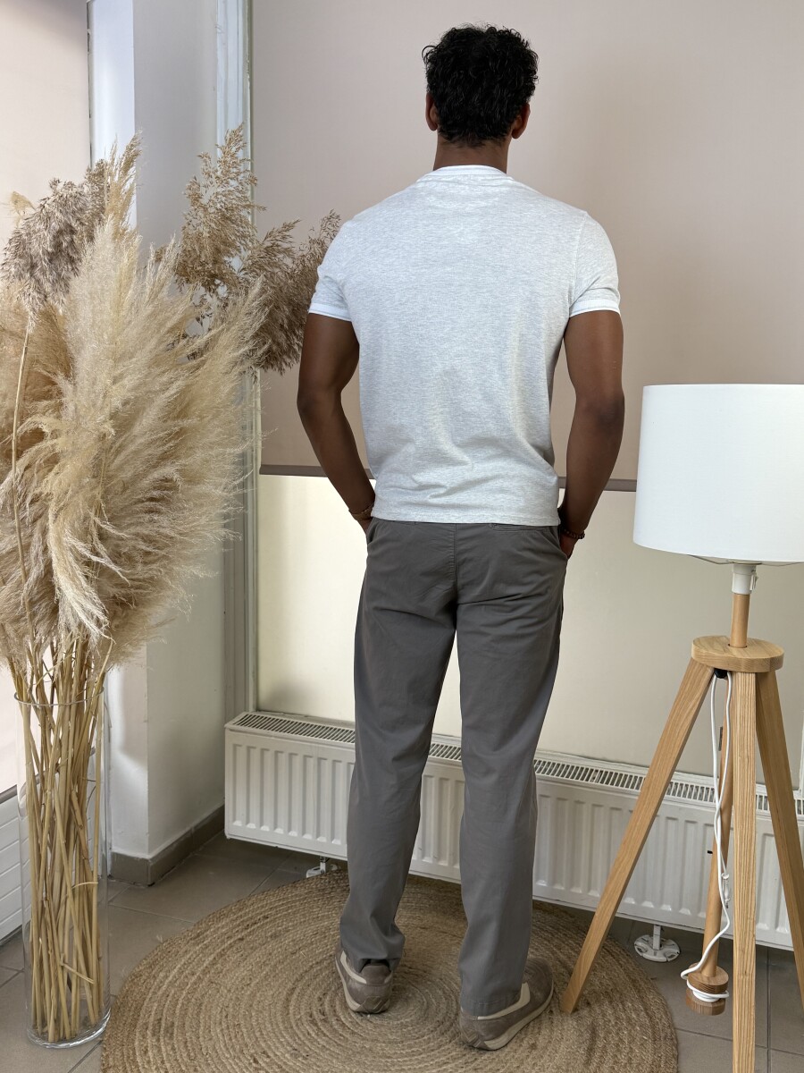 Kereknyakú zsebes póló - szürke - Kép 9